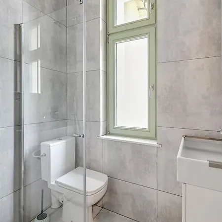 Side - Boutique House Apartment *