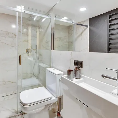 Side - Boutique House Apartment *